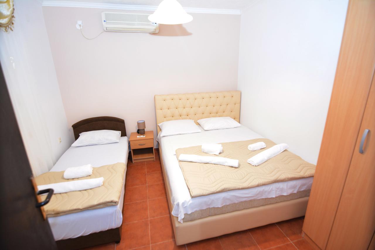 Apartments Jovana Petrovac Exterior photo