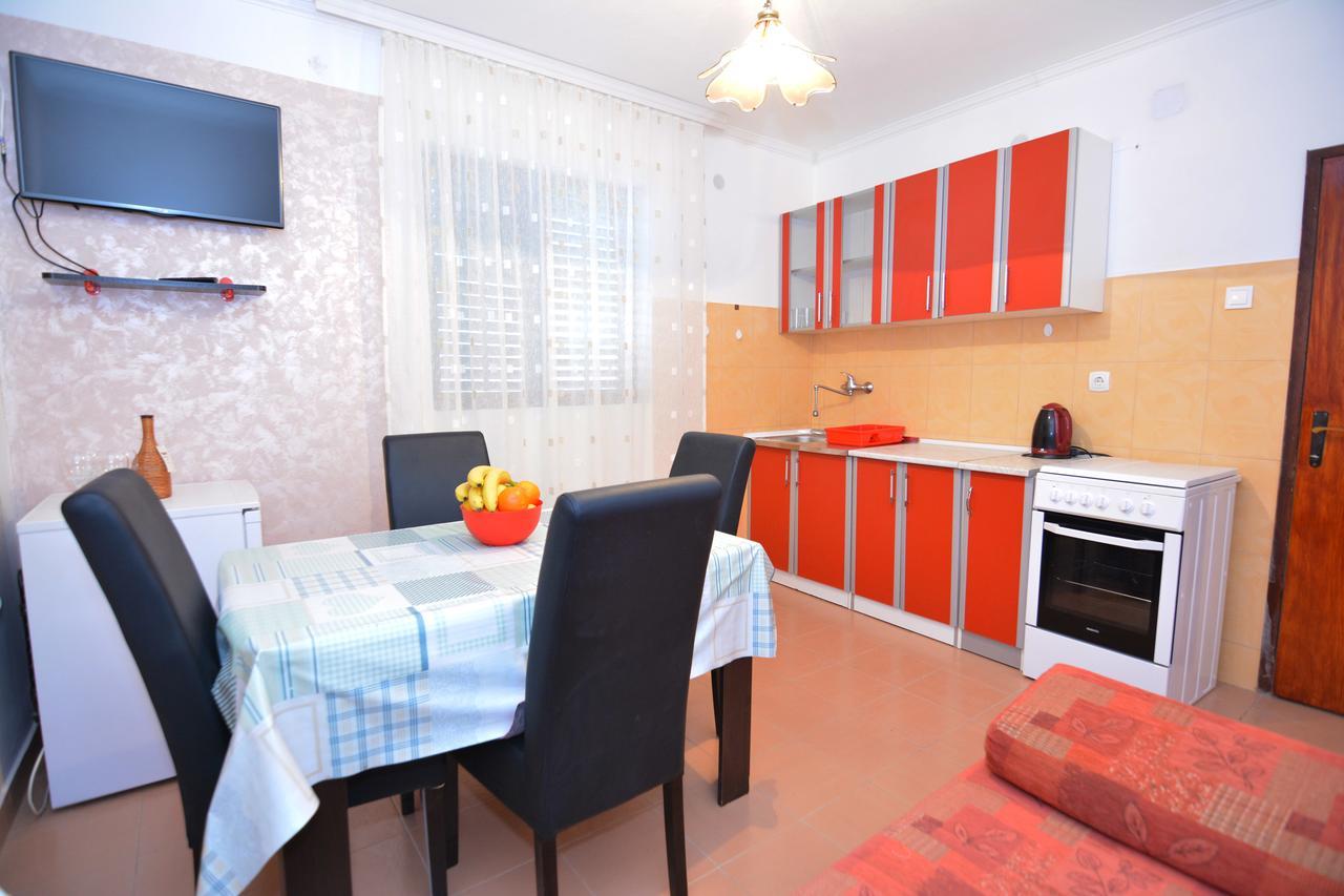 Apartments Jovana Petrovac Exterior photo